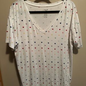 Kyte BABY Cream Tee with Subtle Multicolor Hearts